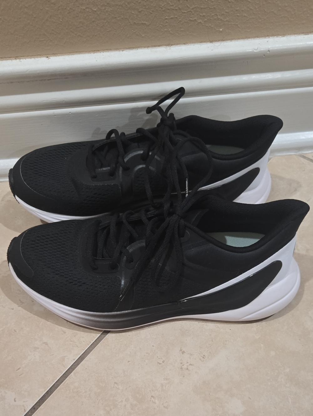 Lululemon Blissful Run Women’s Running Shoes Sneakers Size 8.5 - Picture 3 of 13